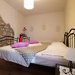 Casa Ivanovac With Pool And Large Front Yard بيت للعطل